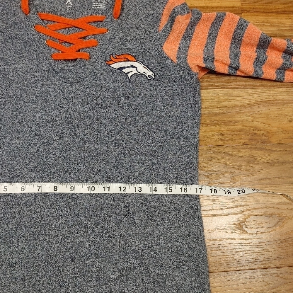 Antigua Broncos Tie Up V Neck Sweatshirt Medium - Picture 3 of 10